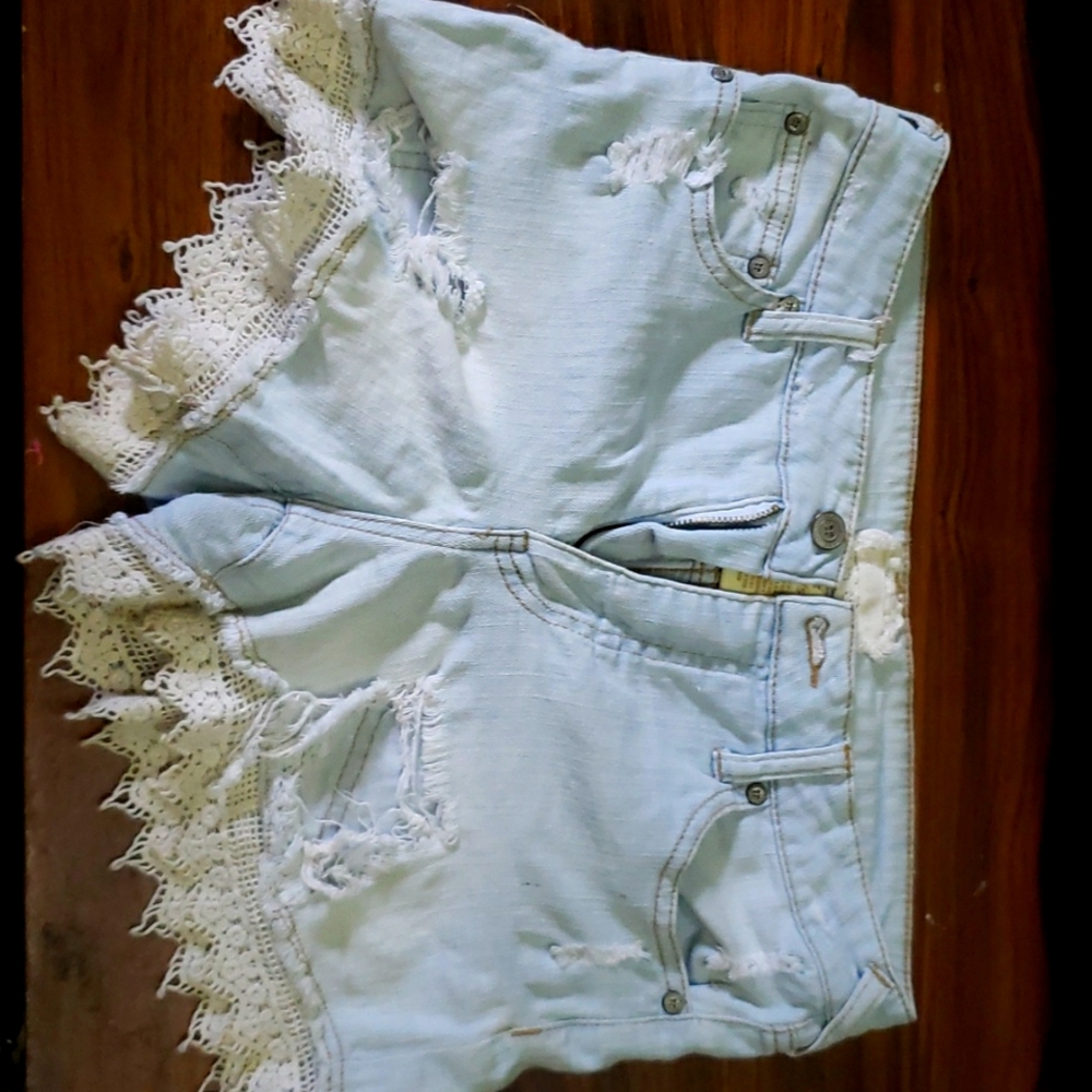 JEAN SHORTS with Lace